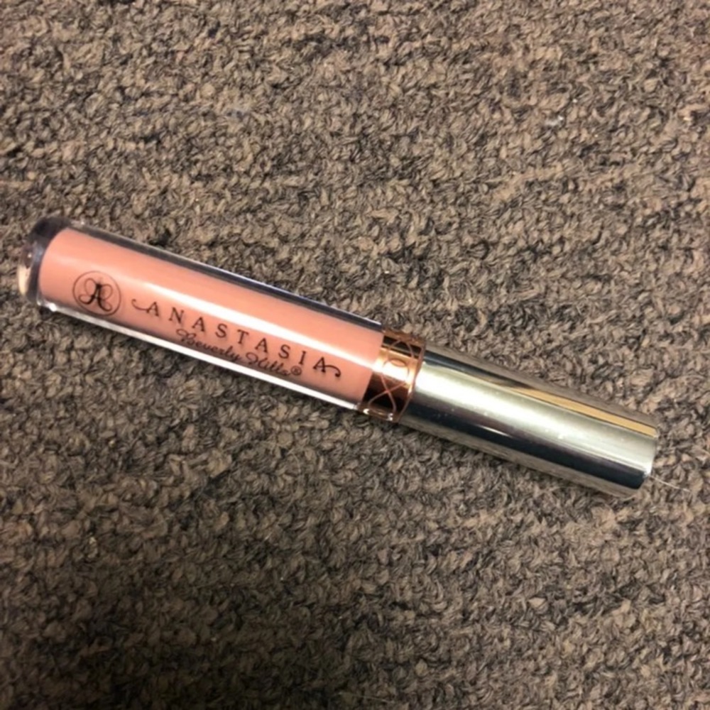Anastasia Beverly Hills Liquid Lipstick Stripped